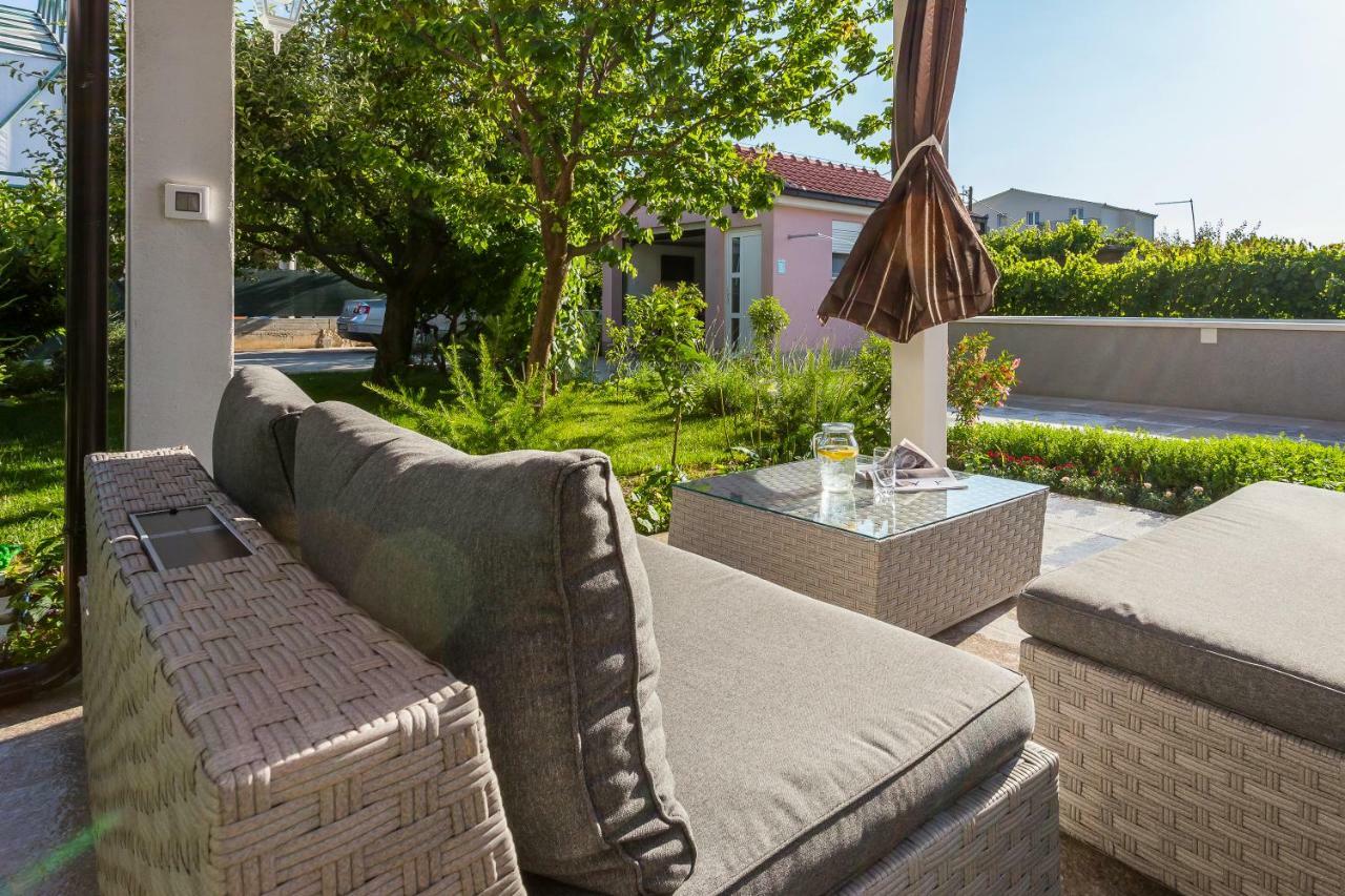 Villa Sweet Home Marija With Heated Pool Сплит Экстерьер фото