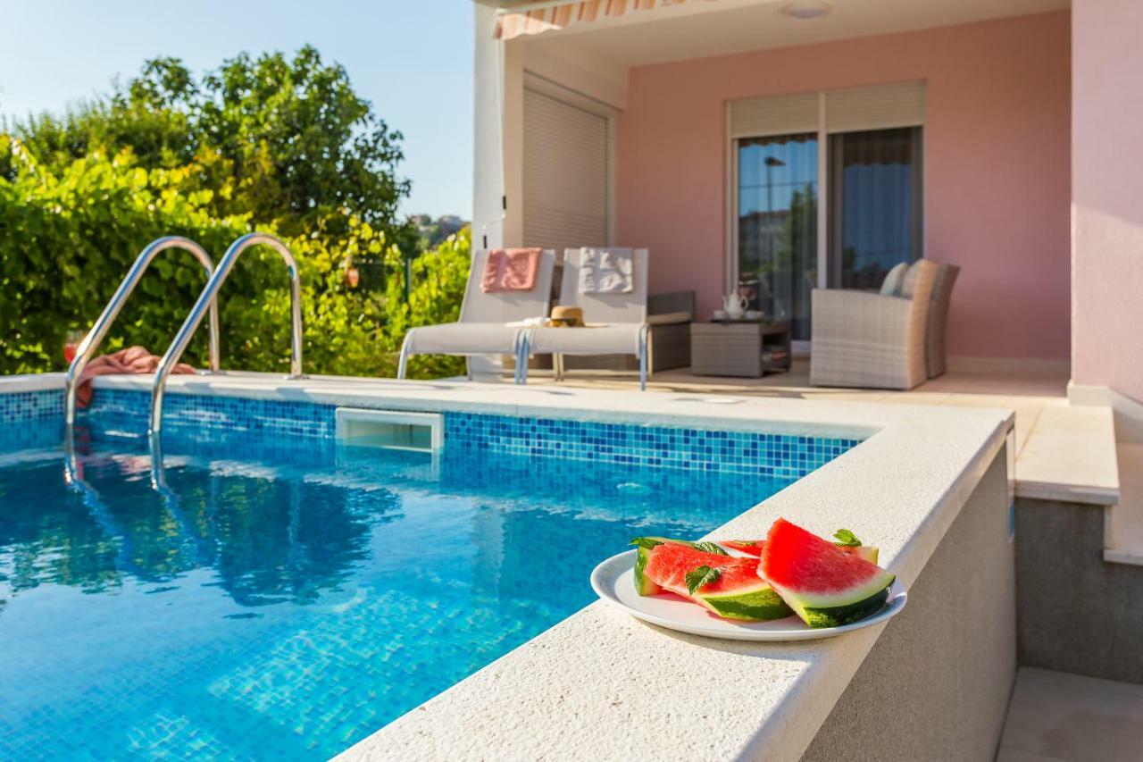 Villa Sweet Home Marija With Heated Pool Сплит Экстерьер фото